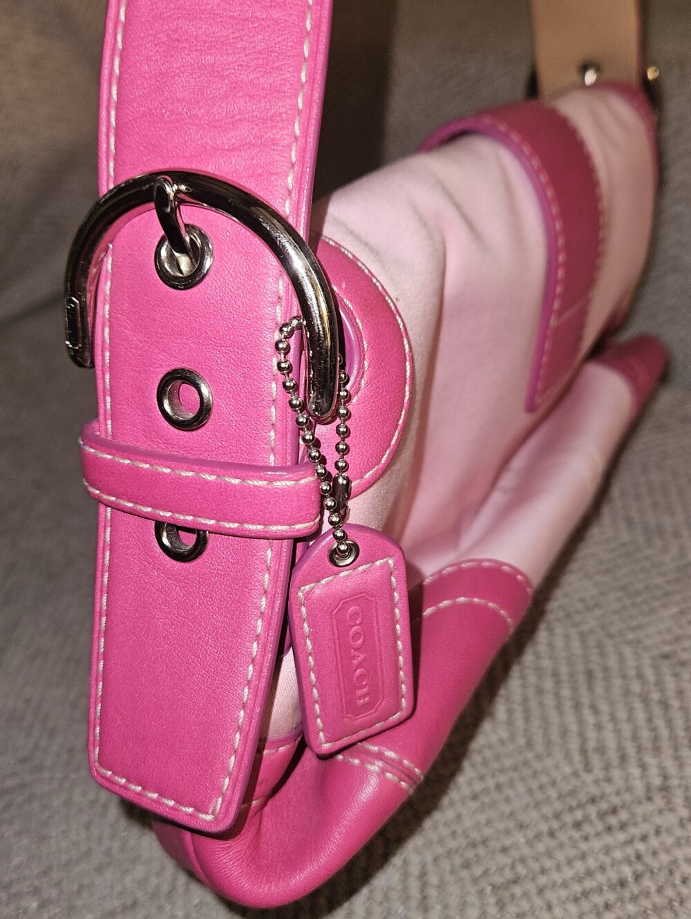 Vintage Coach Y2k Soho Pink Nylon Leather Trim Shoulder Bag Barbie Core - Picture 12 of 13